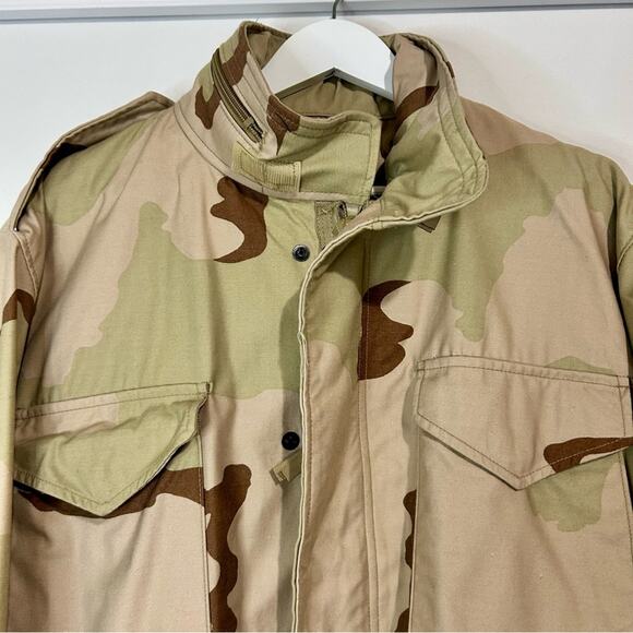 Vintage US Army Men’s Desert Camouflage Field Jacket Tan Size Large Long EUC - Picture 2 of 9